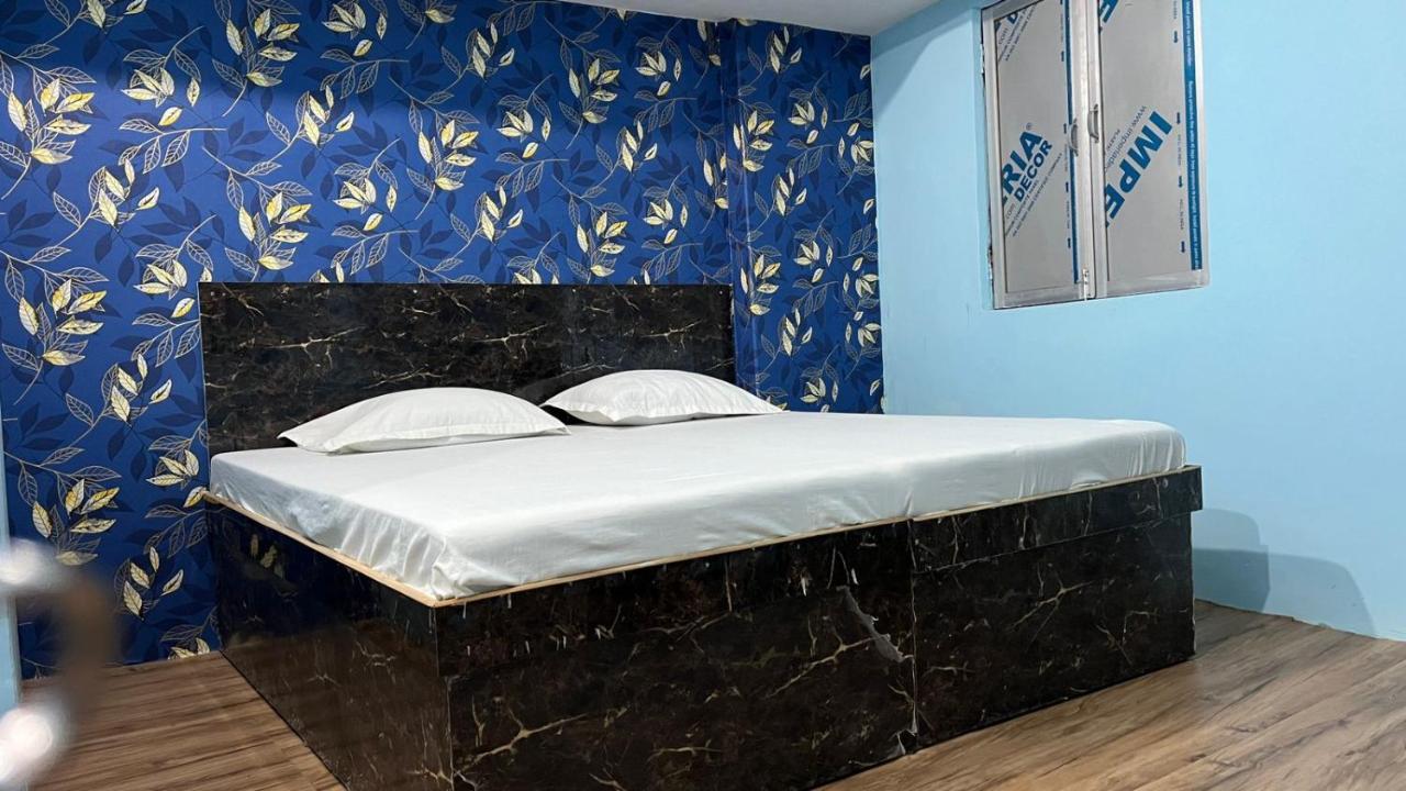 Krishna P. Guest House Varanasi Eksteriør billede